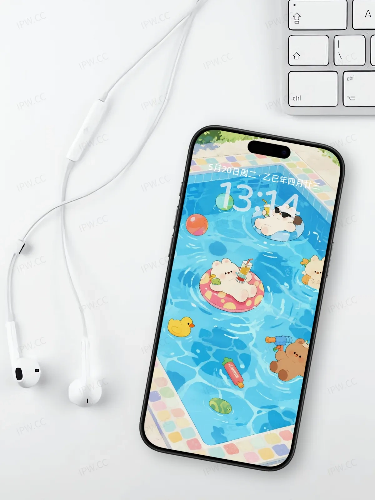 泳池里小狗手机高清静态壁纸#20250728172536 2f71d30b20173a3