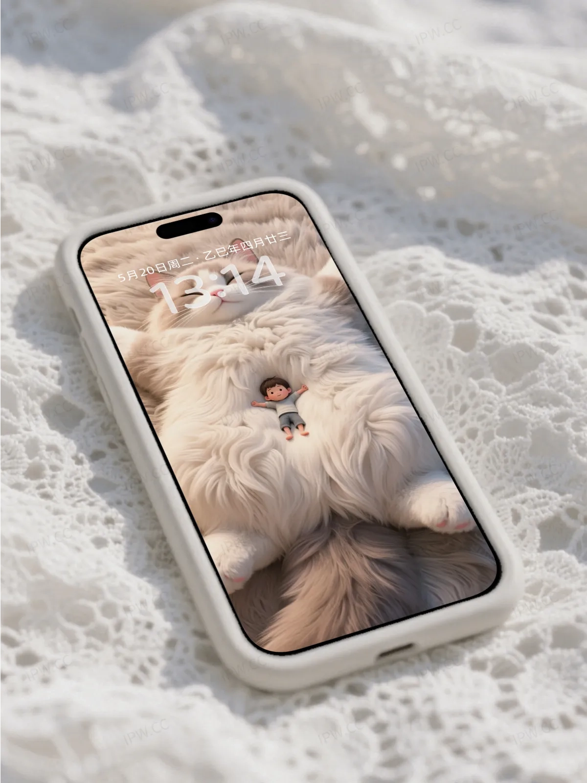 男孩躺在猫身上手机高清静态壁纸#20250728165531 640b79c8d0727a5