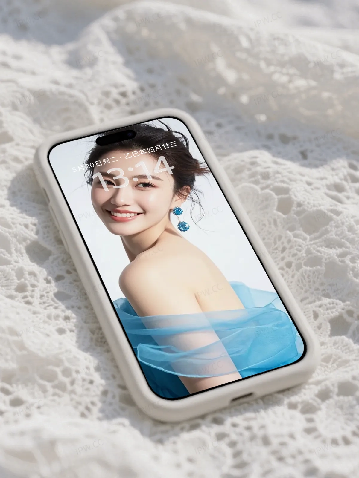 美女侧身手机高清静态壁纸#20250730141229 e4ee5a288e9844d