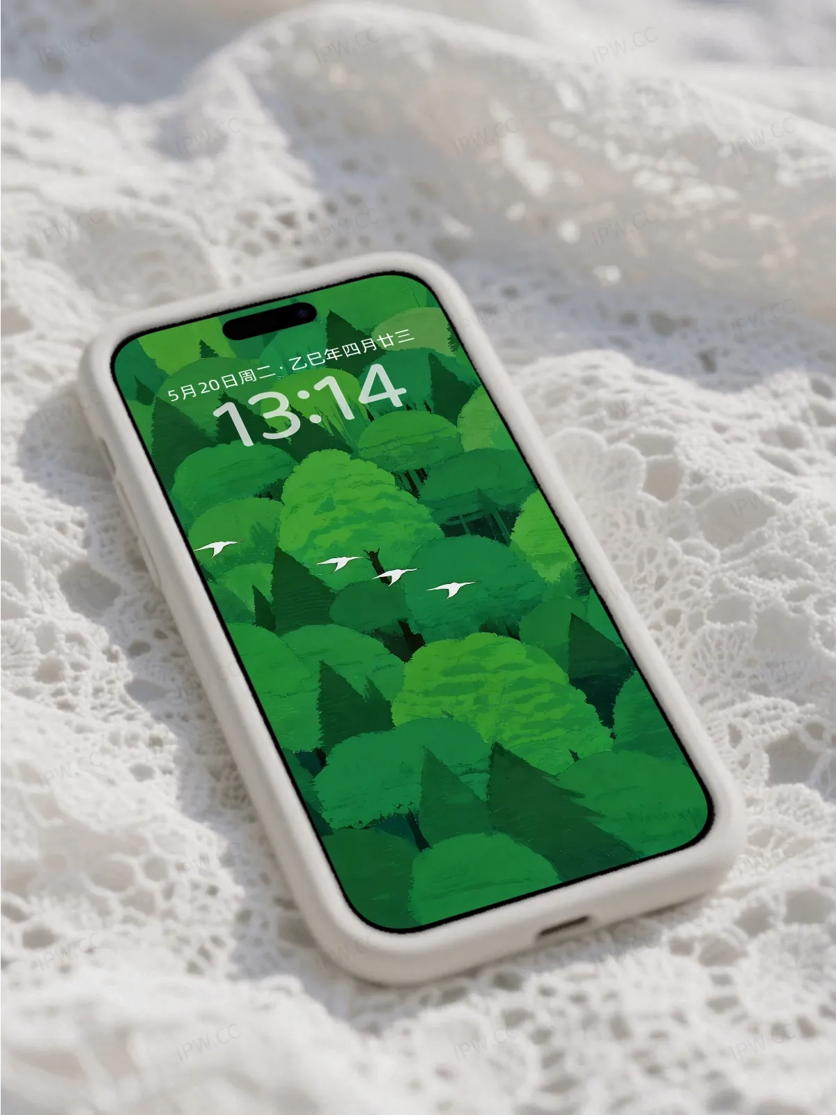 树林飞鸟手机高清静态壁纸#20250801225931 8c5fd05f0be6cf5