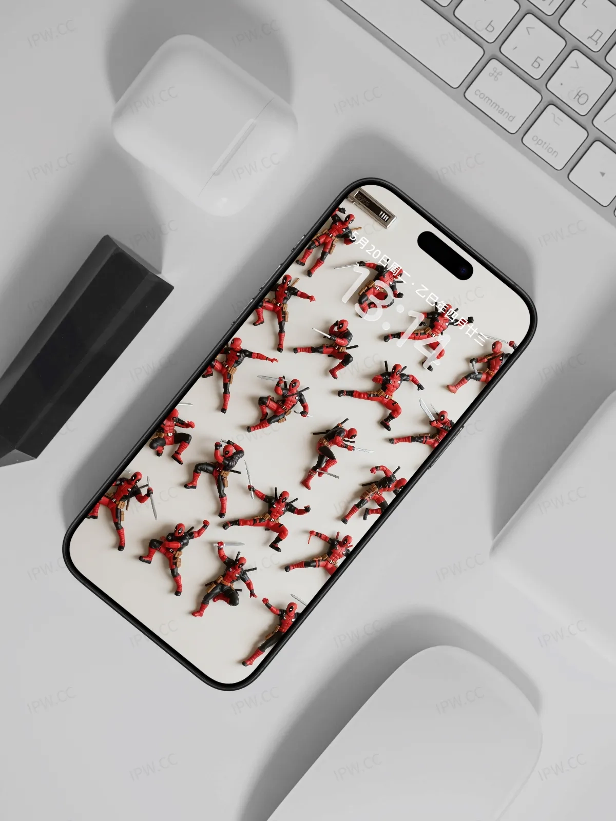 死侍多动作手机高清静态壁纸#20250801230003 b4ebfeeb632caad